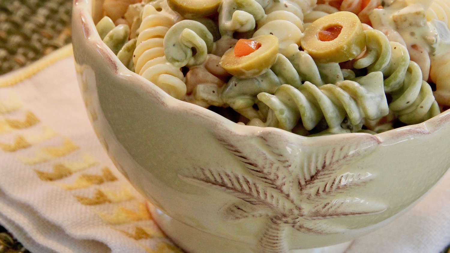 Tangy Dill Pickle Pasta Salad