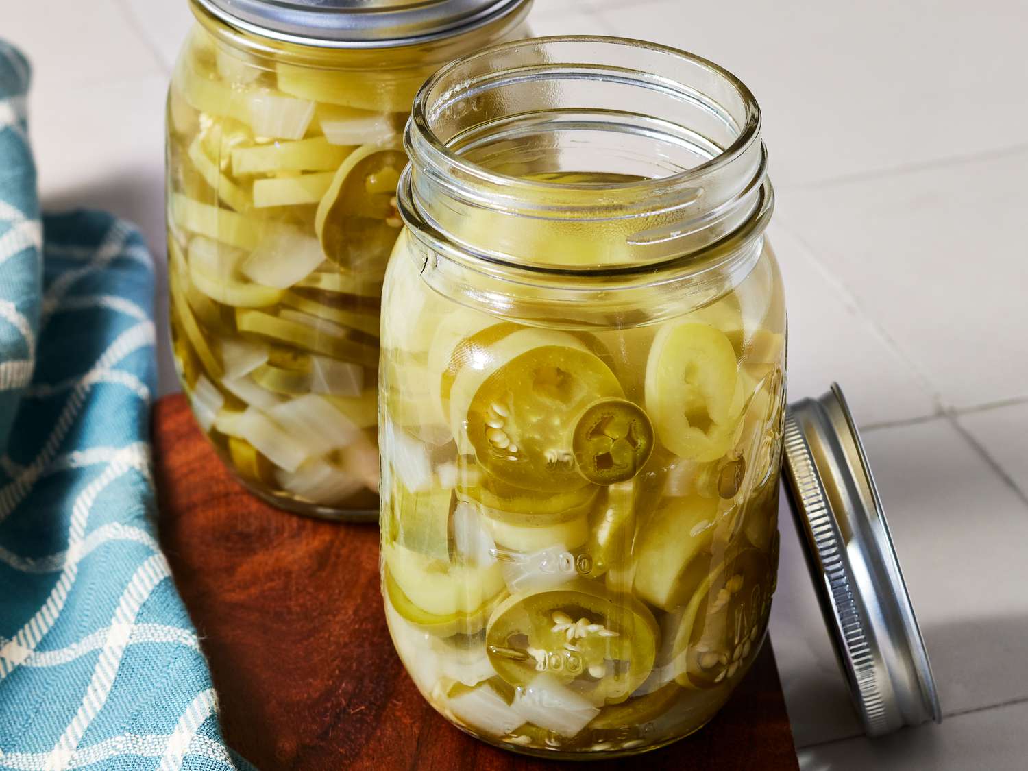 Tangy Pickled Hot Peppers