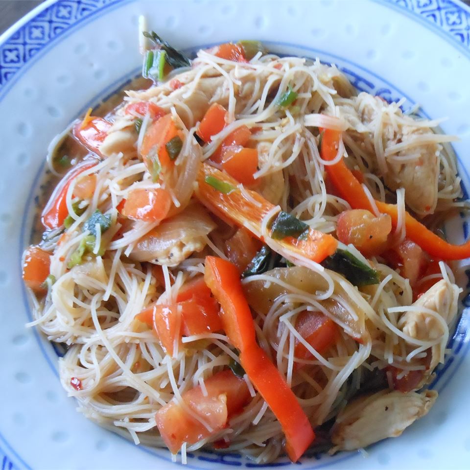 Thai Drunkard's Noodles with Fish Sauce and Vegetables