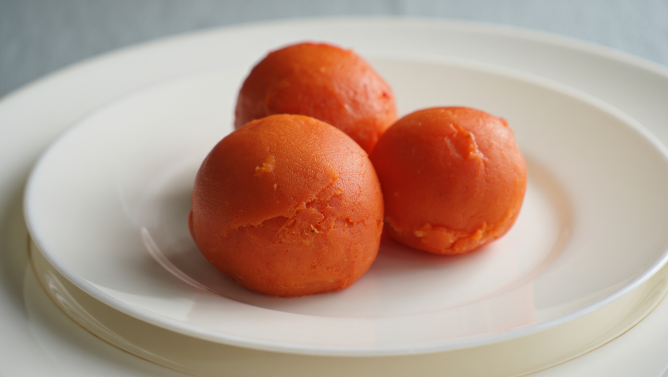 Tomato Mashed Potato Rolls