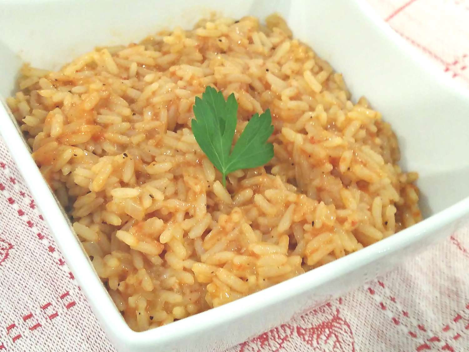 Tomato Rice with Greek Flavors