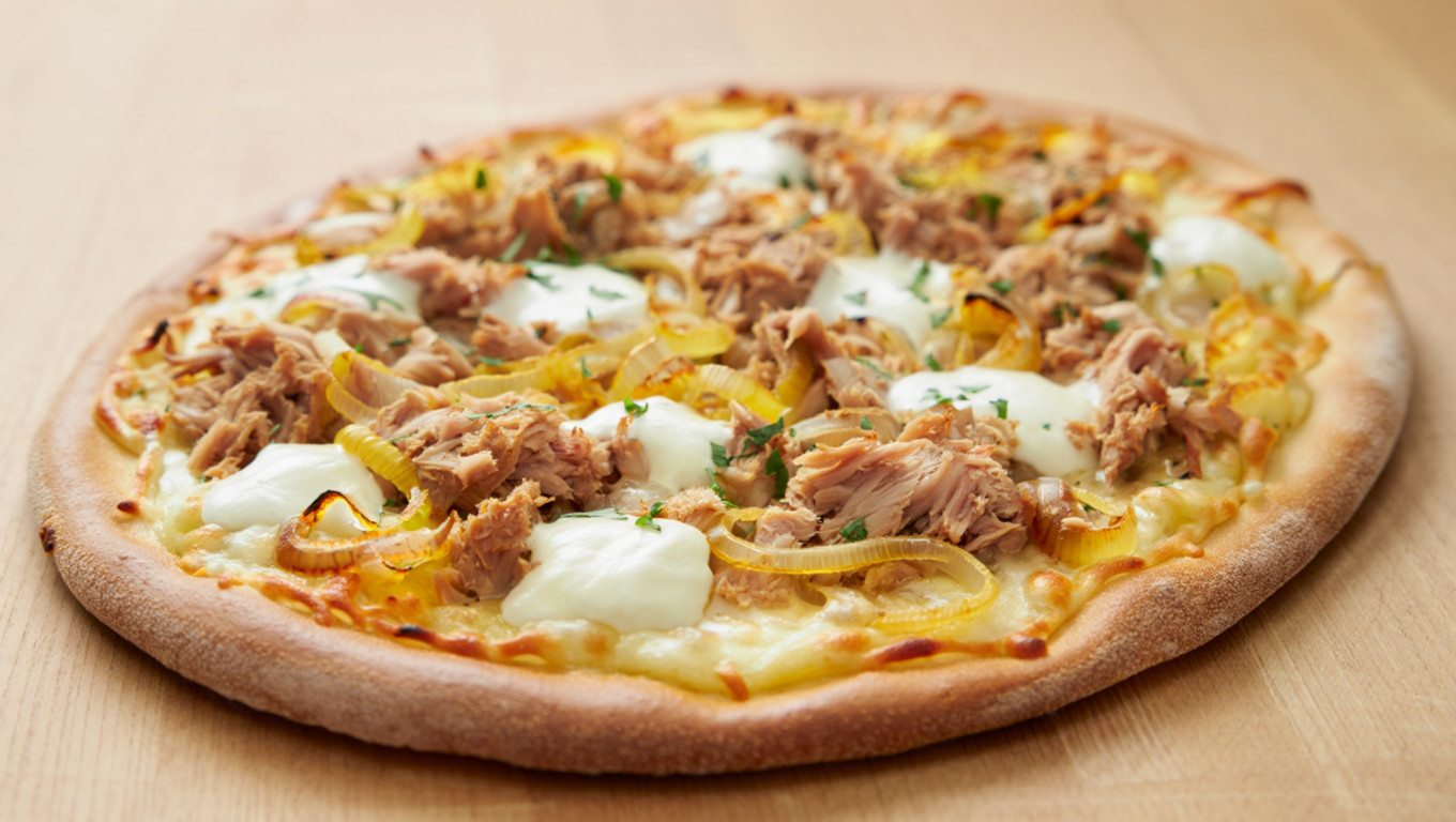 Tuna and Onion Pizza