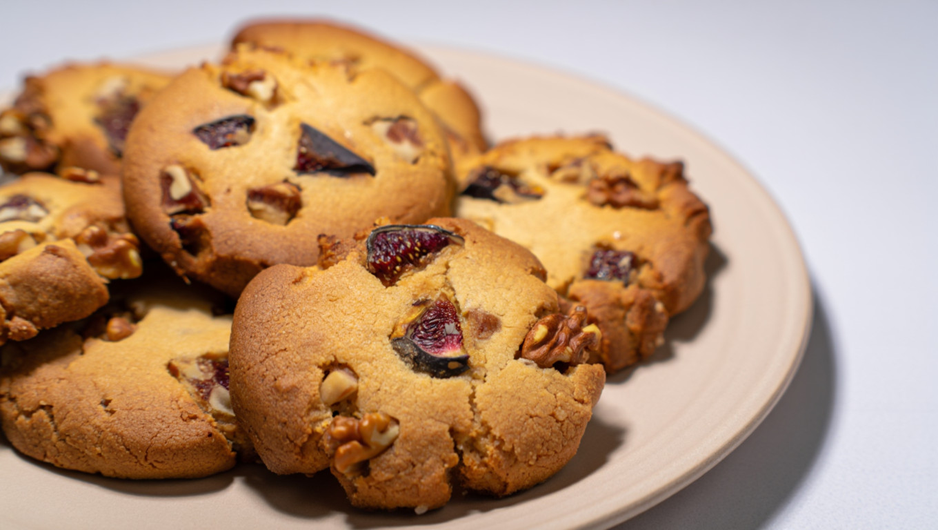 Walnut and Fig Cookies